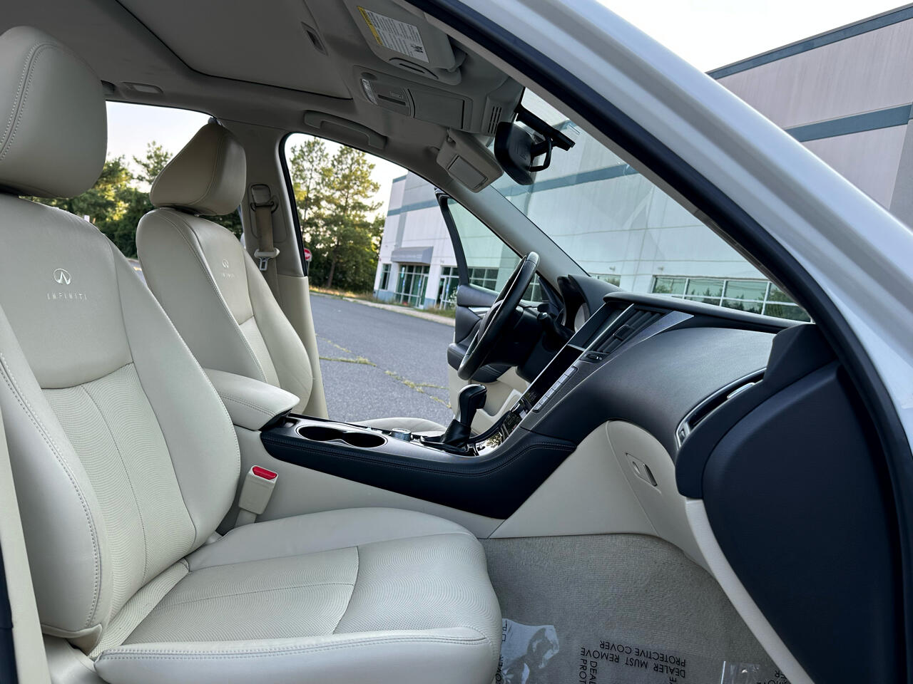 Infiniti Q50 Premium AWD 2014