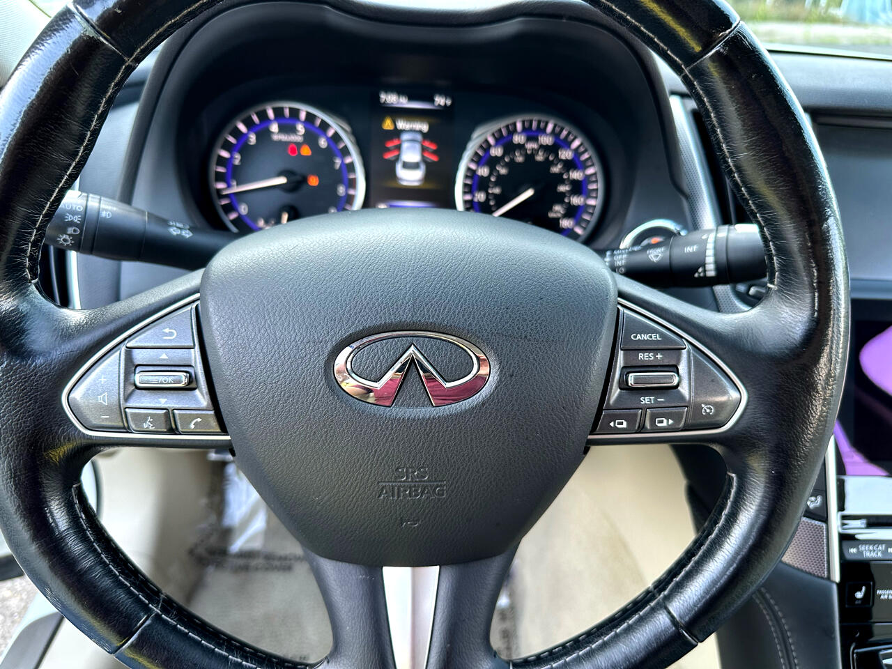 Infiniti Q50 Premium AWD 2014