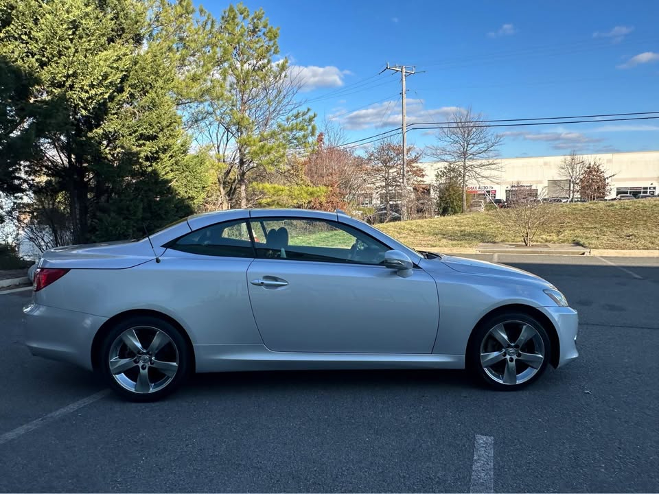 Lexus IS C IS 250C 2010