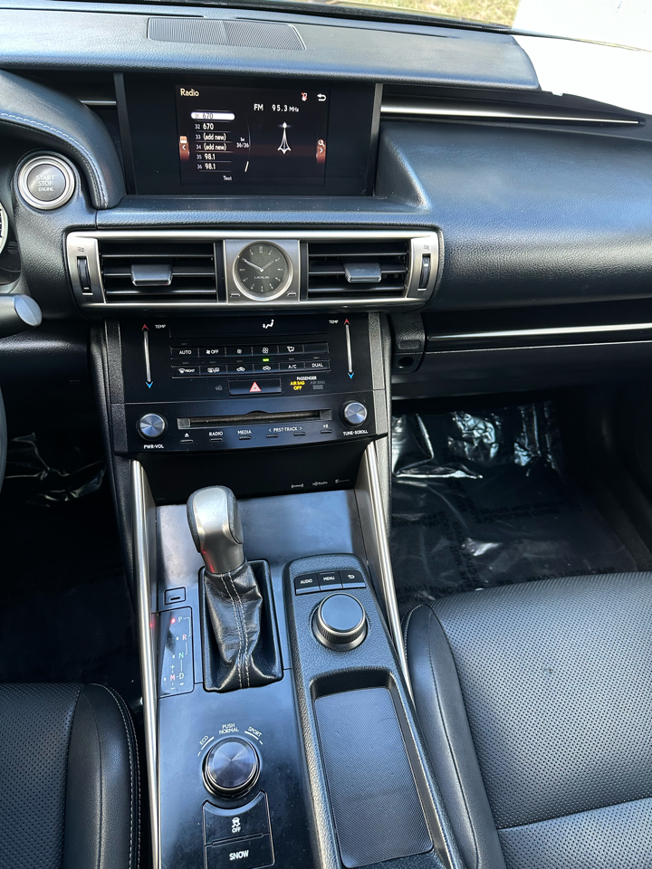 Lexus IS 250 RWD 2014