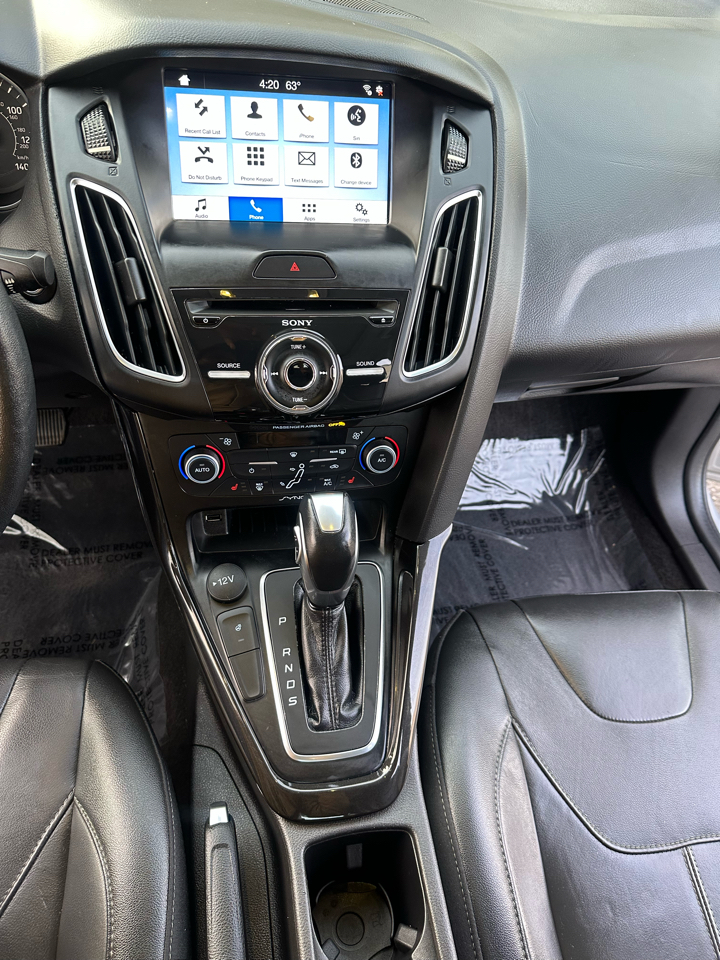 Ford Focus Titanium Sedan 2018