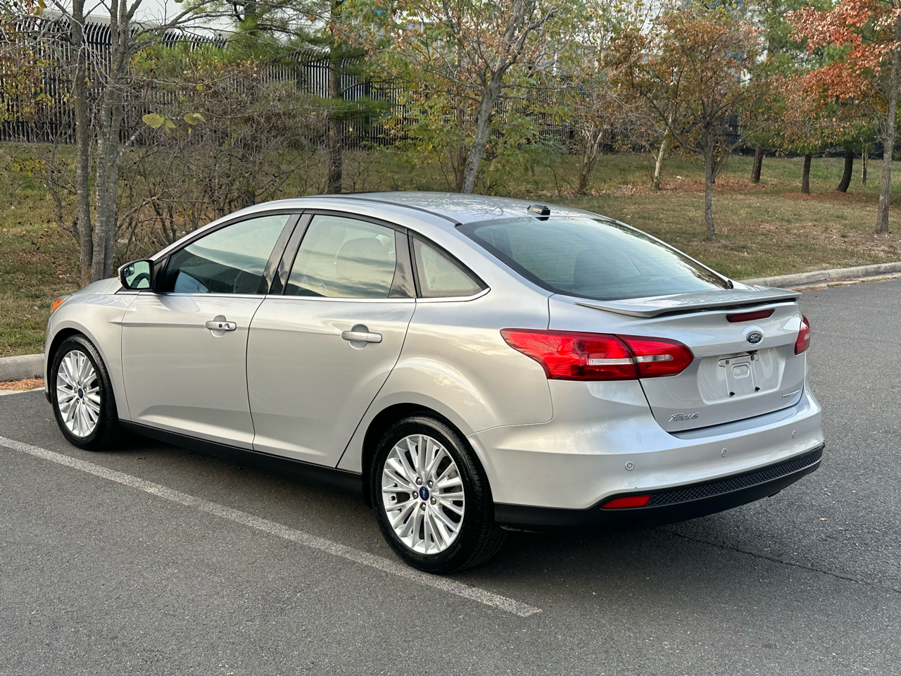 Ford Focus Titanium Sedan 2018