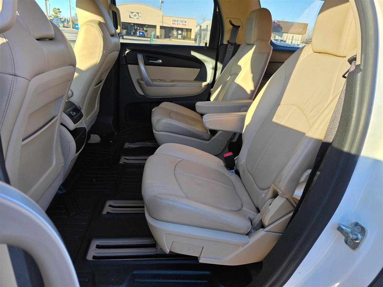 GMC Acadia SLT-1 FWD 2012