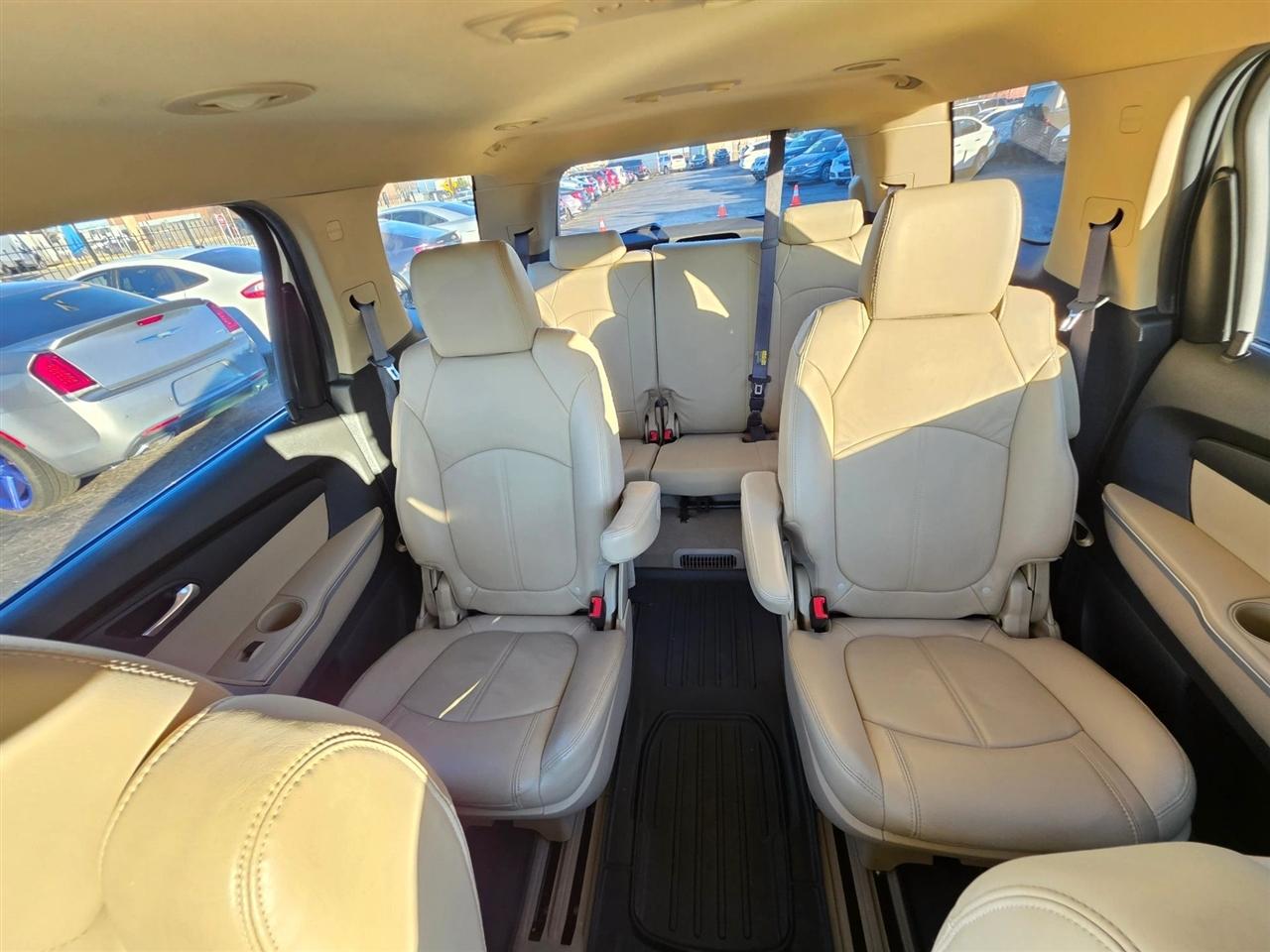 GMC Acadia SLT-1 FWD 2012