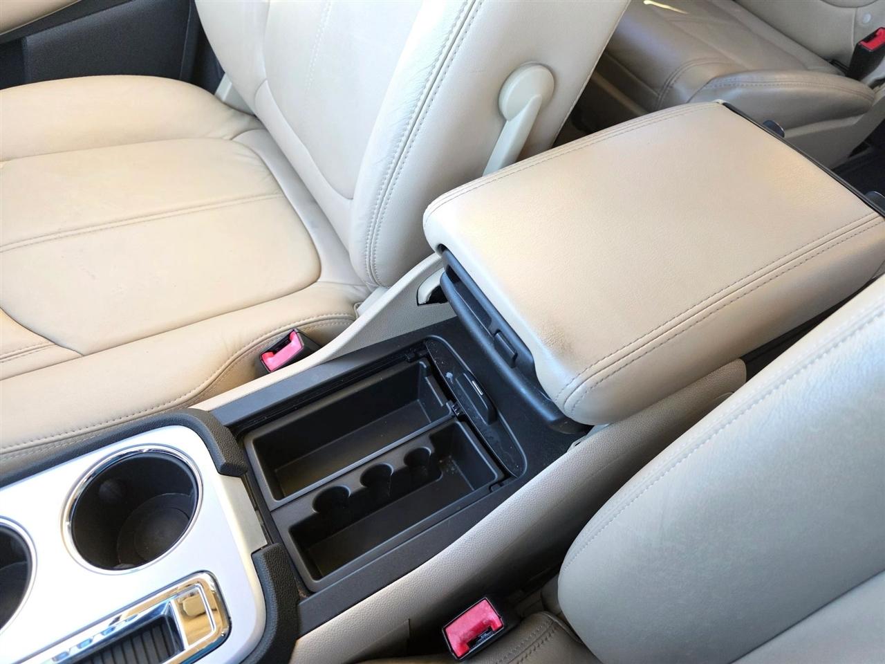 GMC Acadia SLT-1 FWD 2012