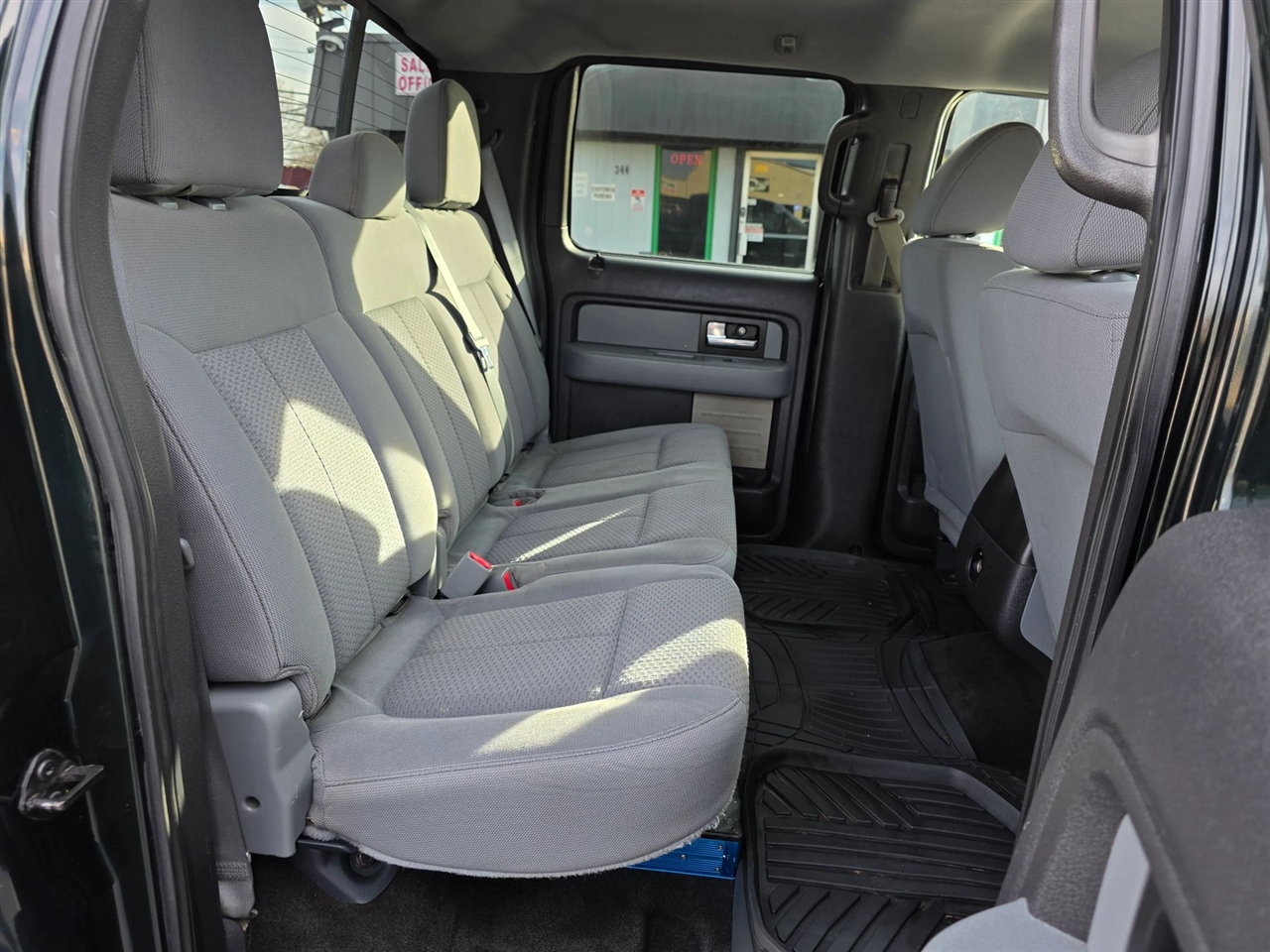 Ford F-150 XL SuperCrew 5.5-ft. Bed 4WD 2014