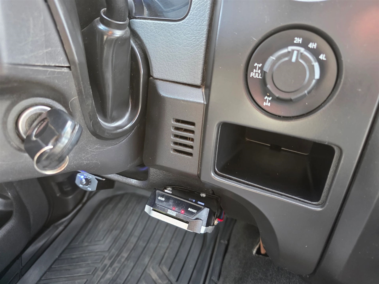 Ford F-150 XL SuperCrew 5.5-ft. Bed 4WD 2014