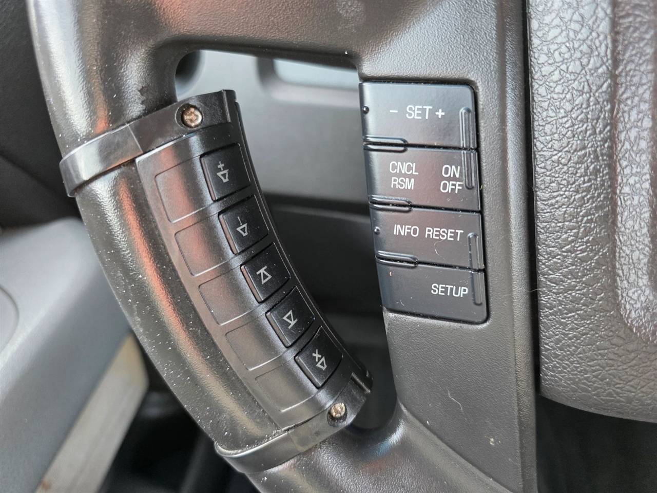 Ford F-150 XL SuperCrew 5.5-ft. Bed 4WD 2014