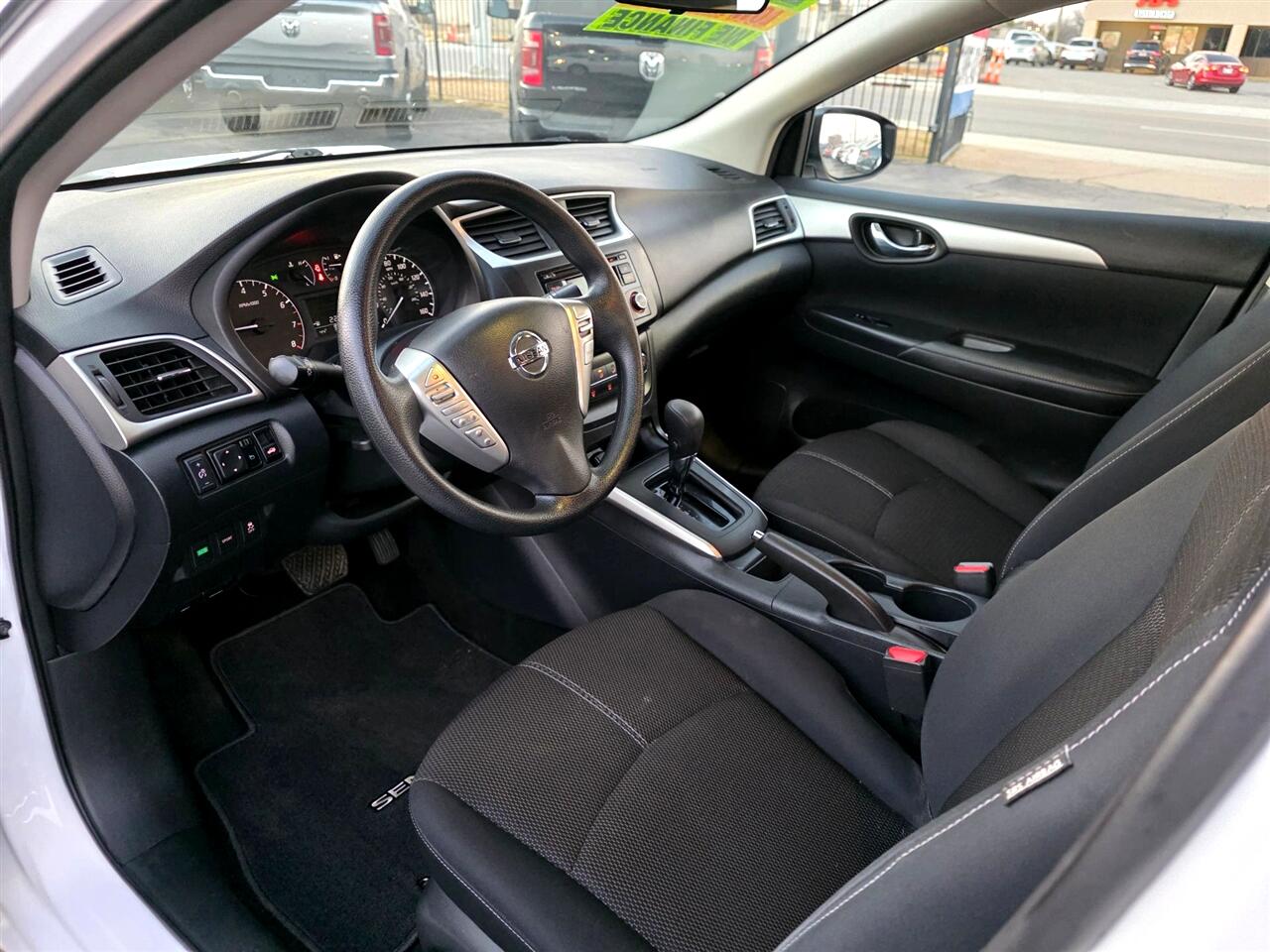 Nissan Sentra SL 2016