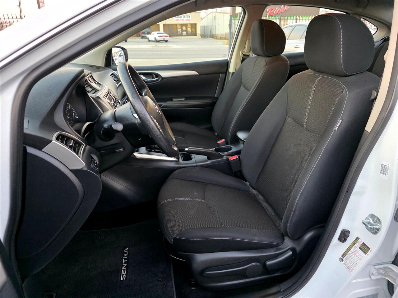 Nissan Sentra SL 2016