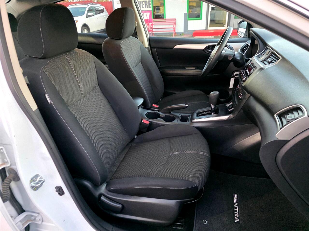 Nissan Sentra SL 2016