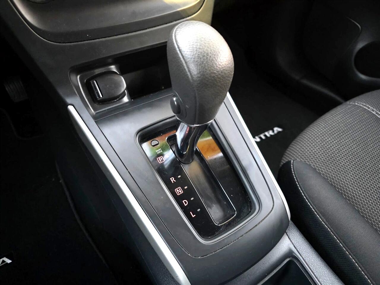 Nissan Sentra SL 2016