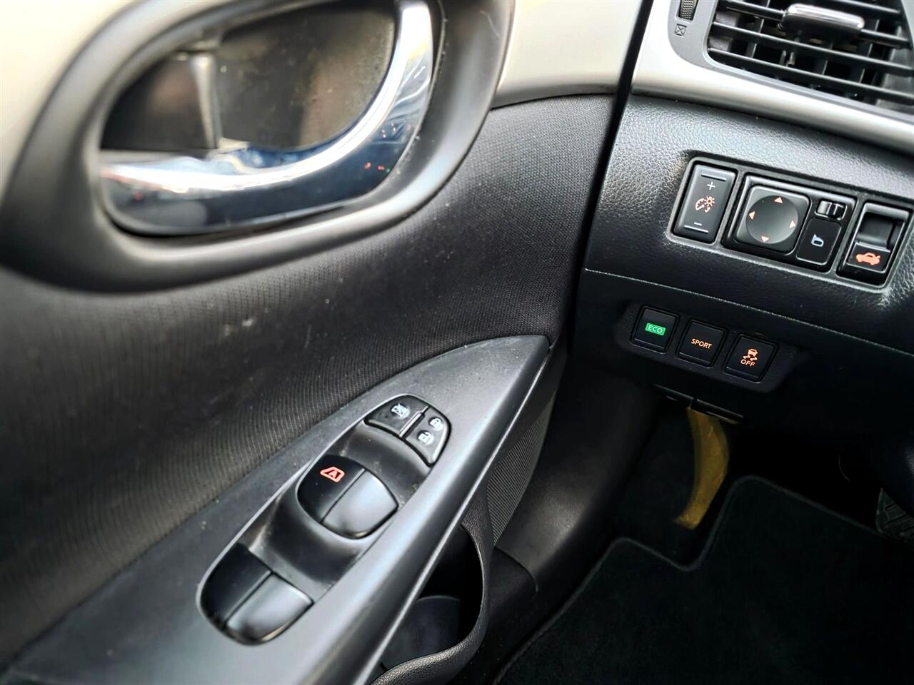 Nissan Sentra SL 2016