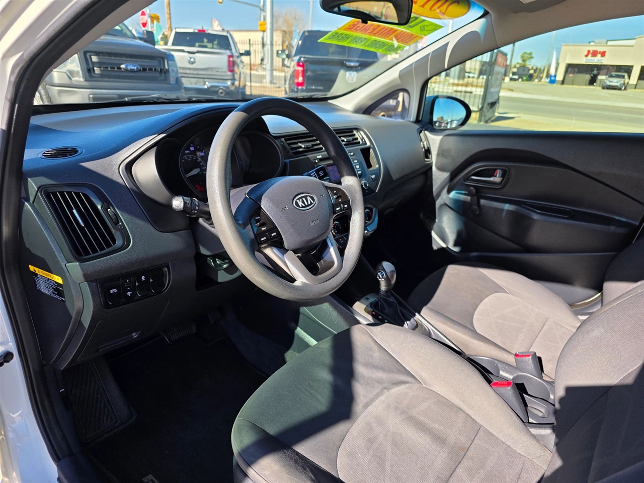 Kia Rio LX 2012