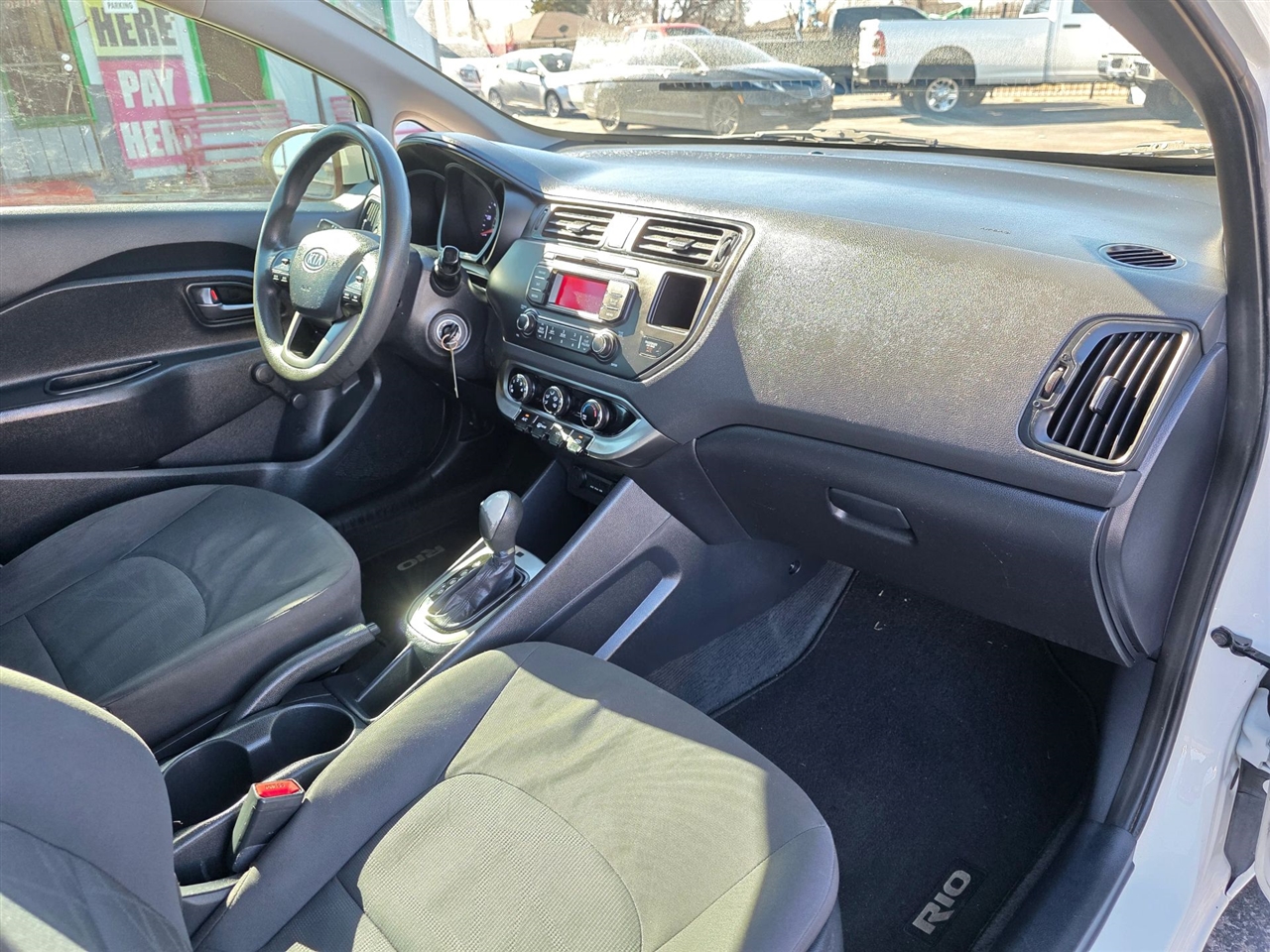 Kia Rio LX 2012