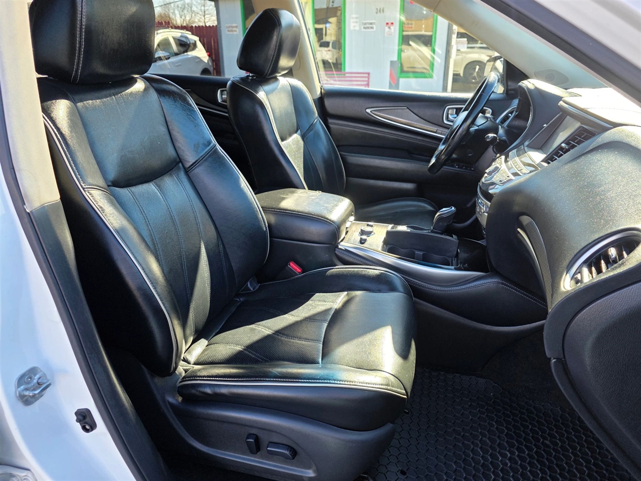 Infiniti QX60 Base AWD 2016