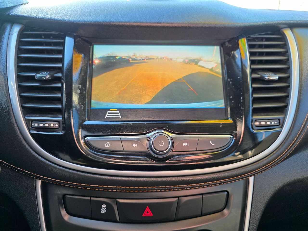 Chevrolet Trax LS FWD 2018