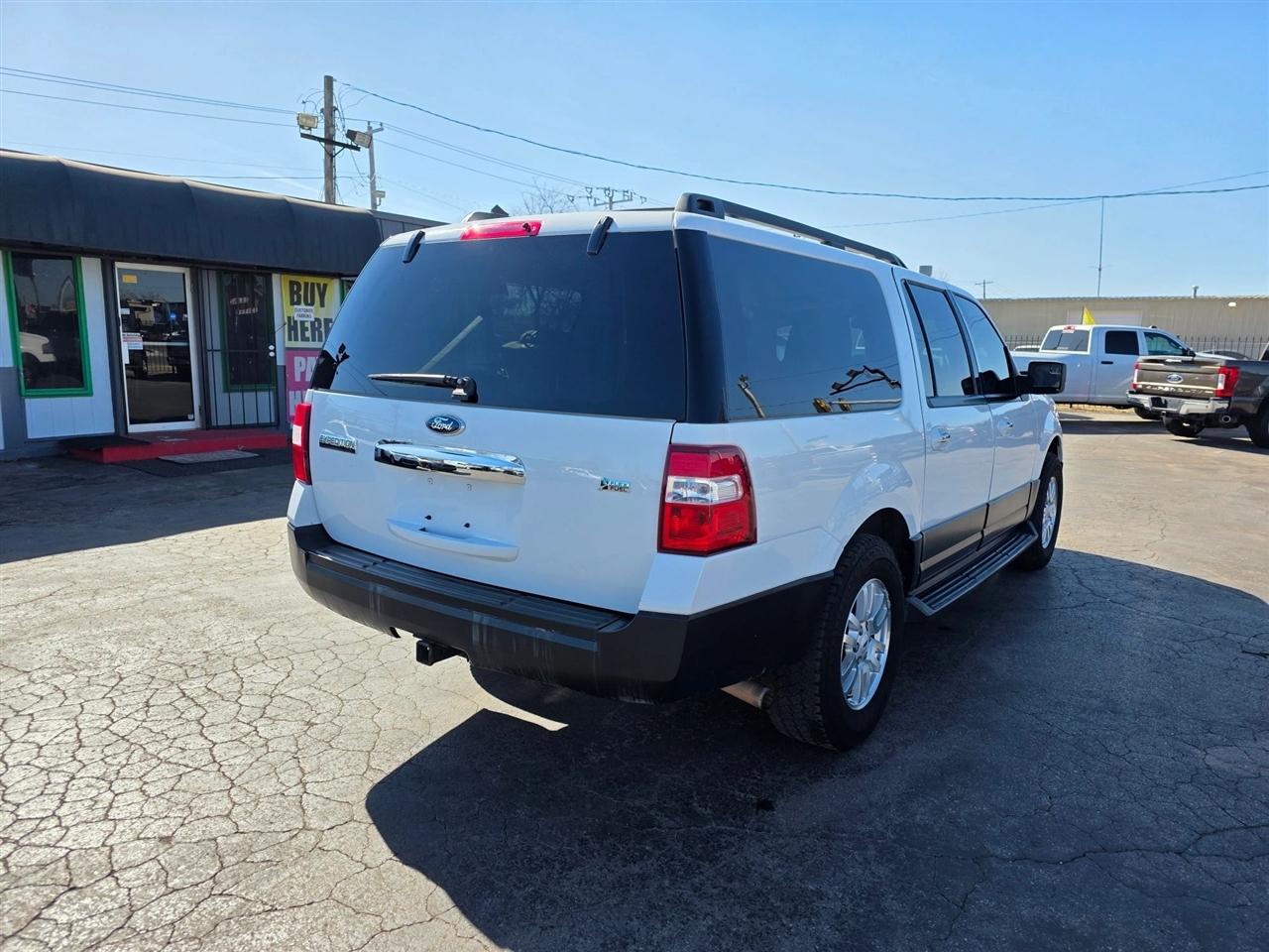 Ford Expedition EL XL 2WD 2014