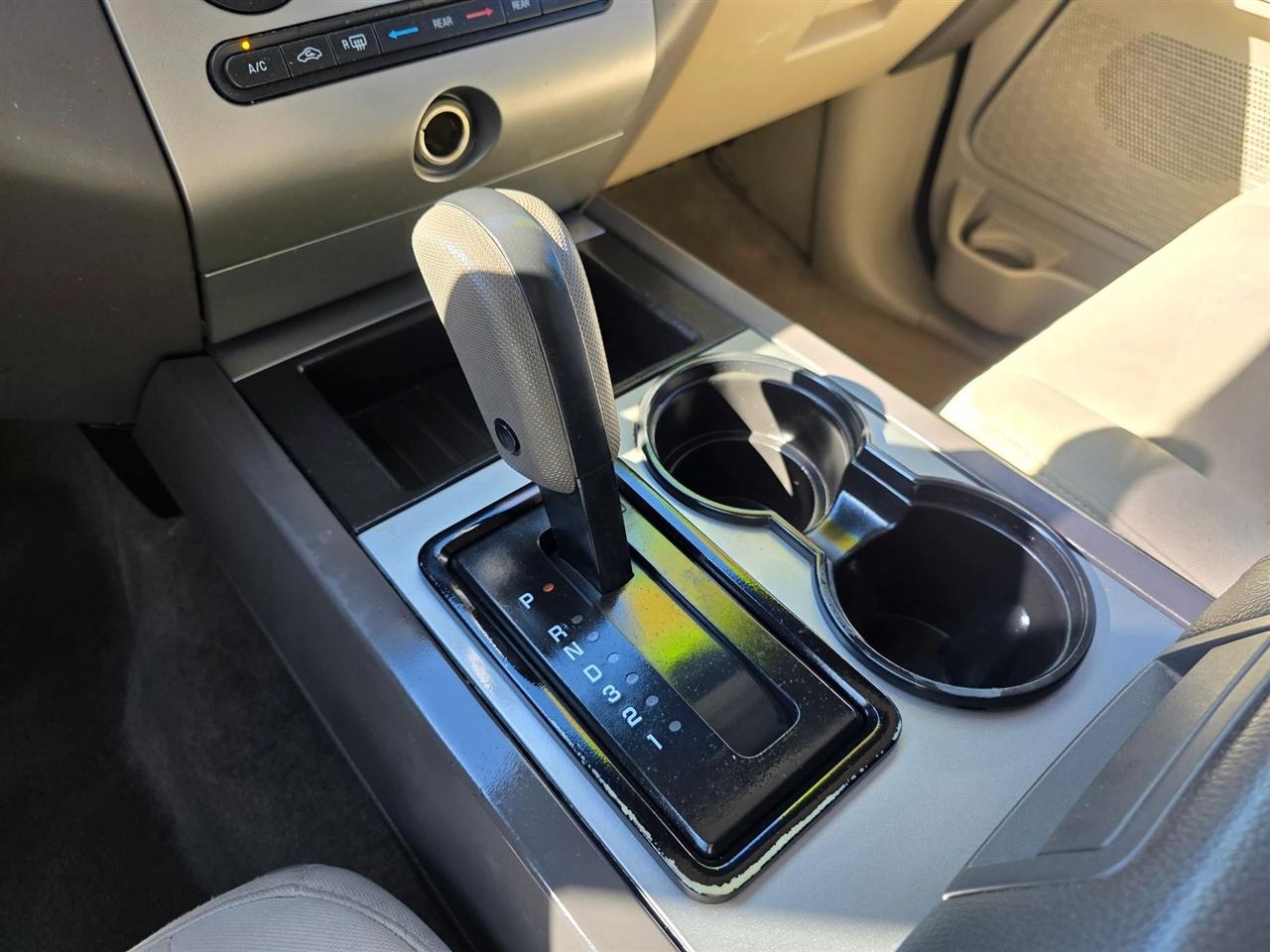 Ford Expedition EL XL 2WD 2014