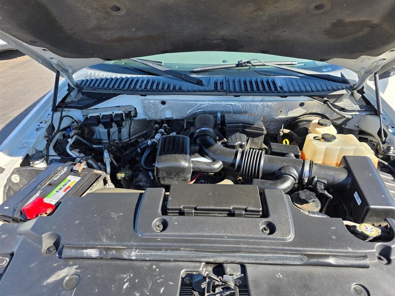 Ford Expedition EL XL 2WD 2014