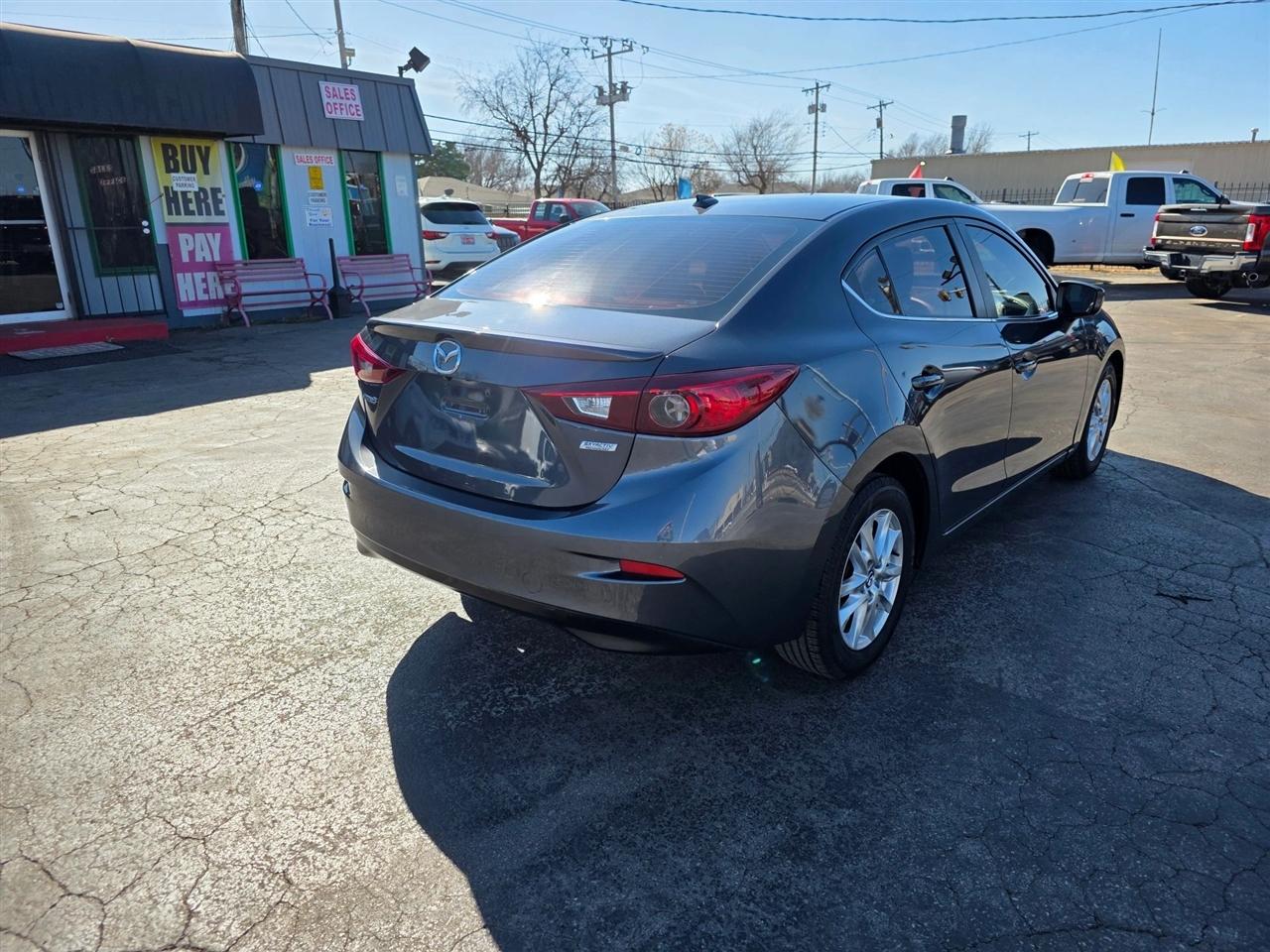 Mazda MAZDA3 i SE AT 4-Door 2016