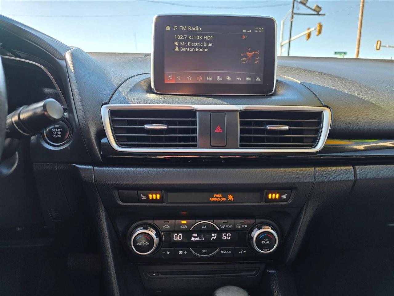 Mazda MAZDA3 i SE AT 4-Door 2016