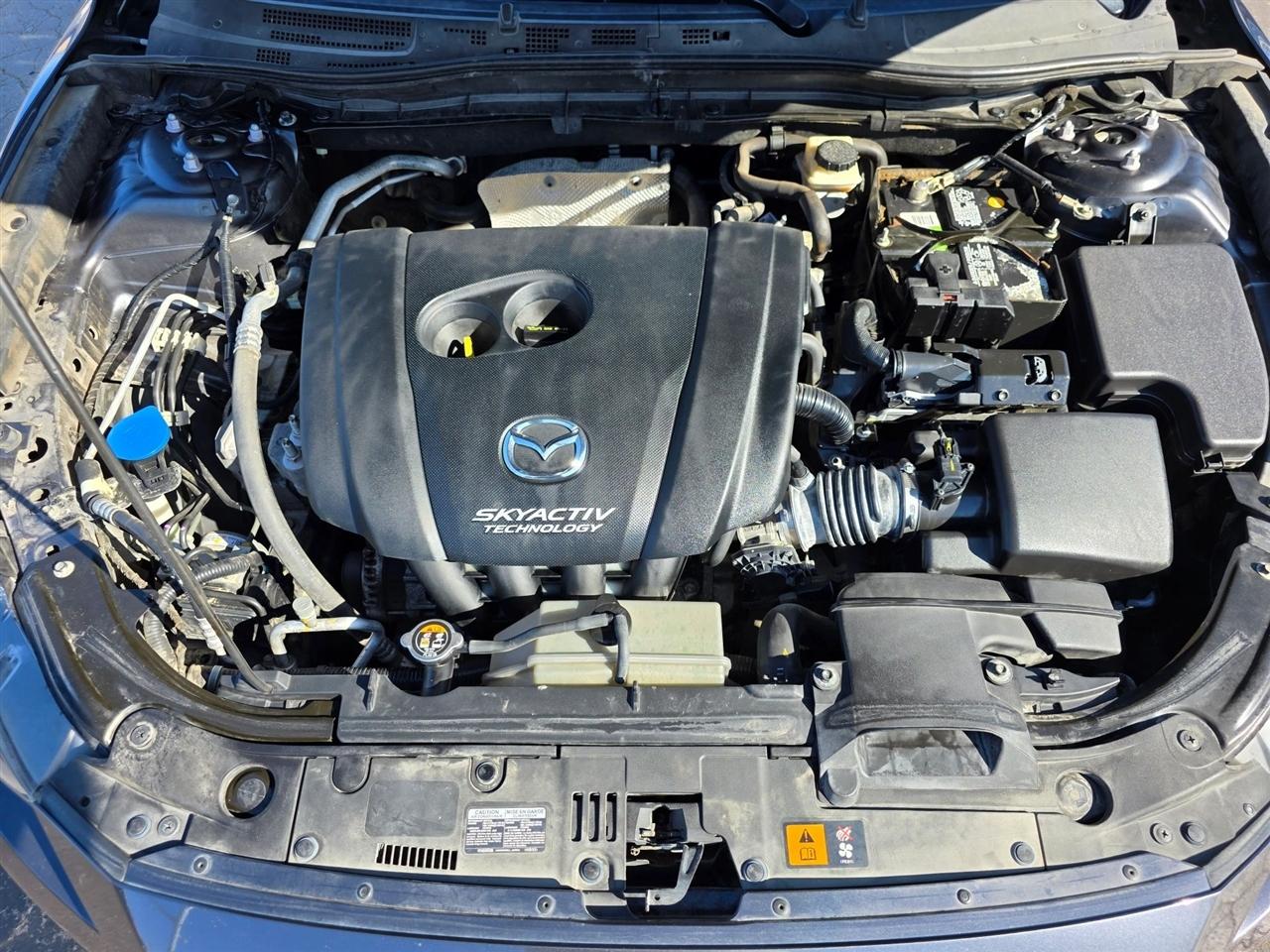 Mazda MAZDA3 i SE AT 4-Door 2016