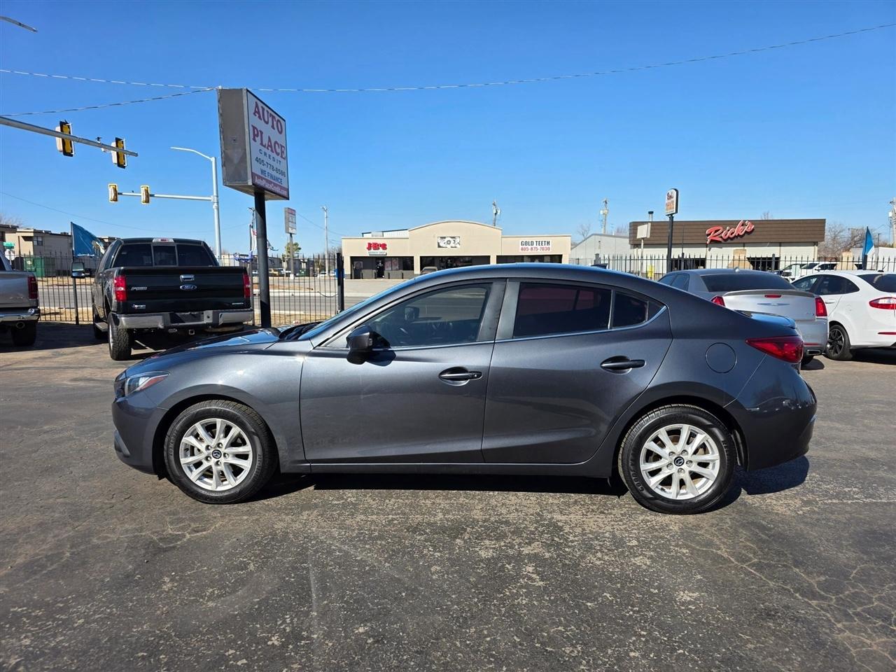 Mazda MAZDA3 i SE AT 4-Door 2016