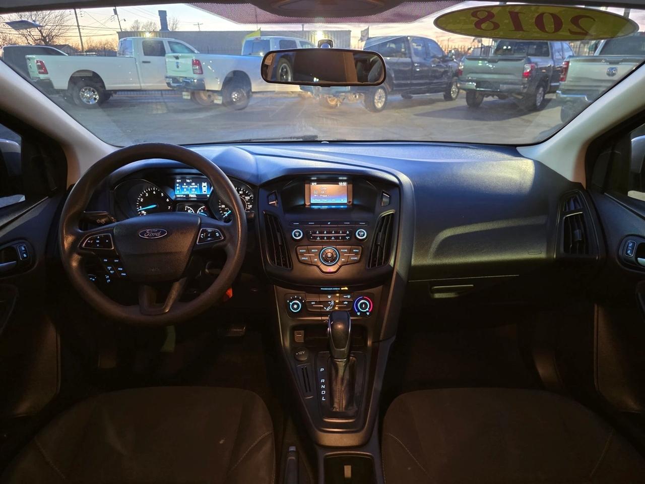 Ford Focus SE Sedan 2018