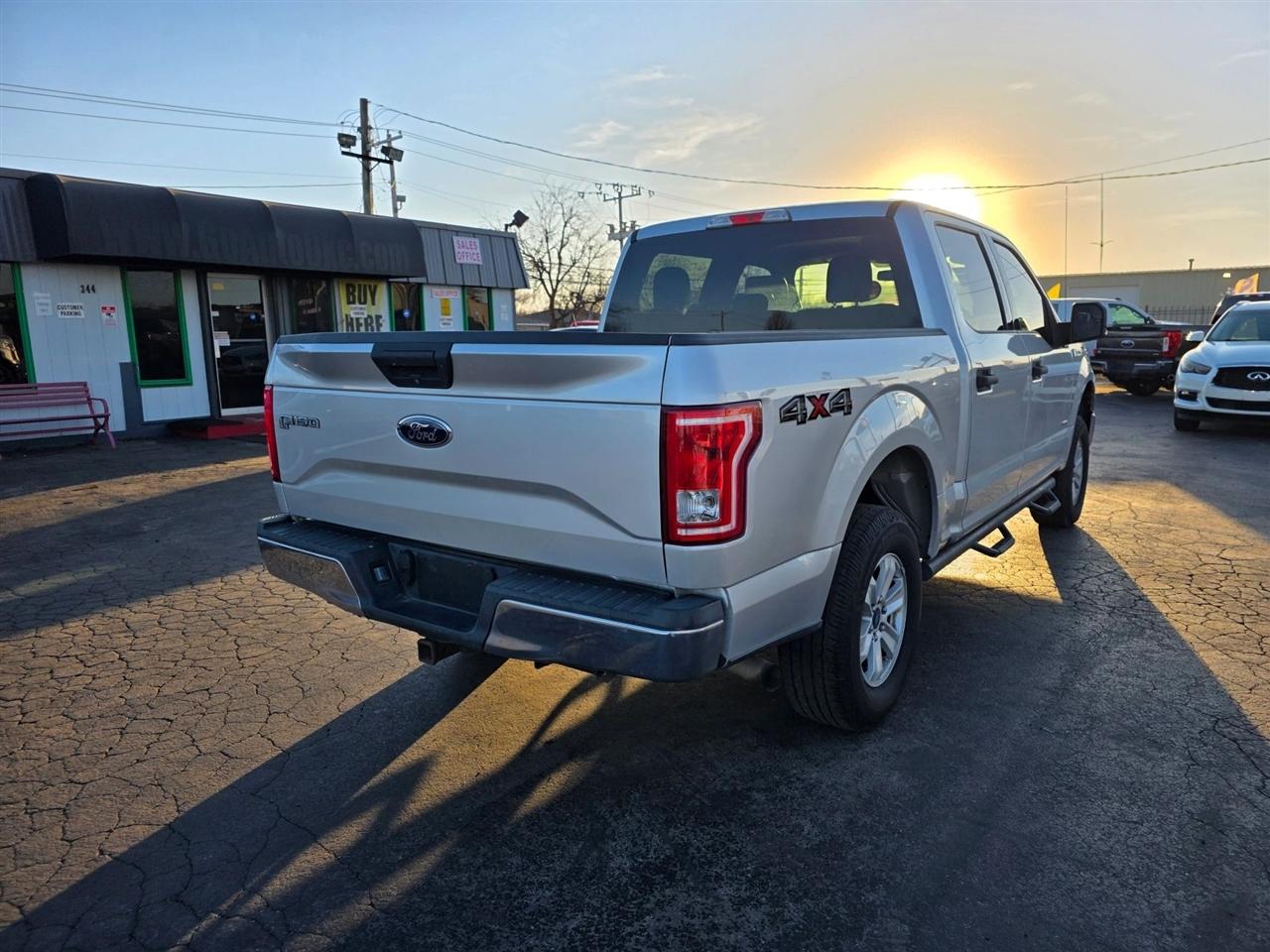 Ford F-150 XLT SuperCrew 5.5-ft. Bed 4WD 2016
