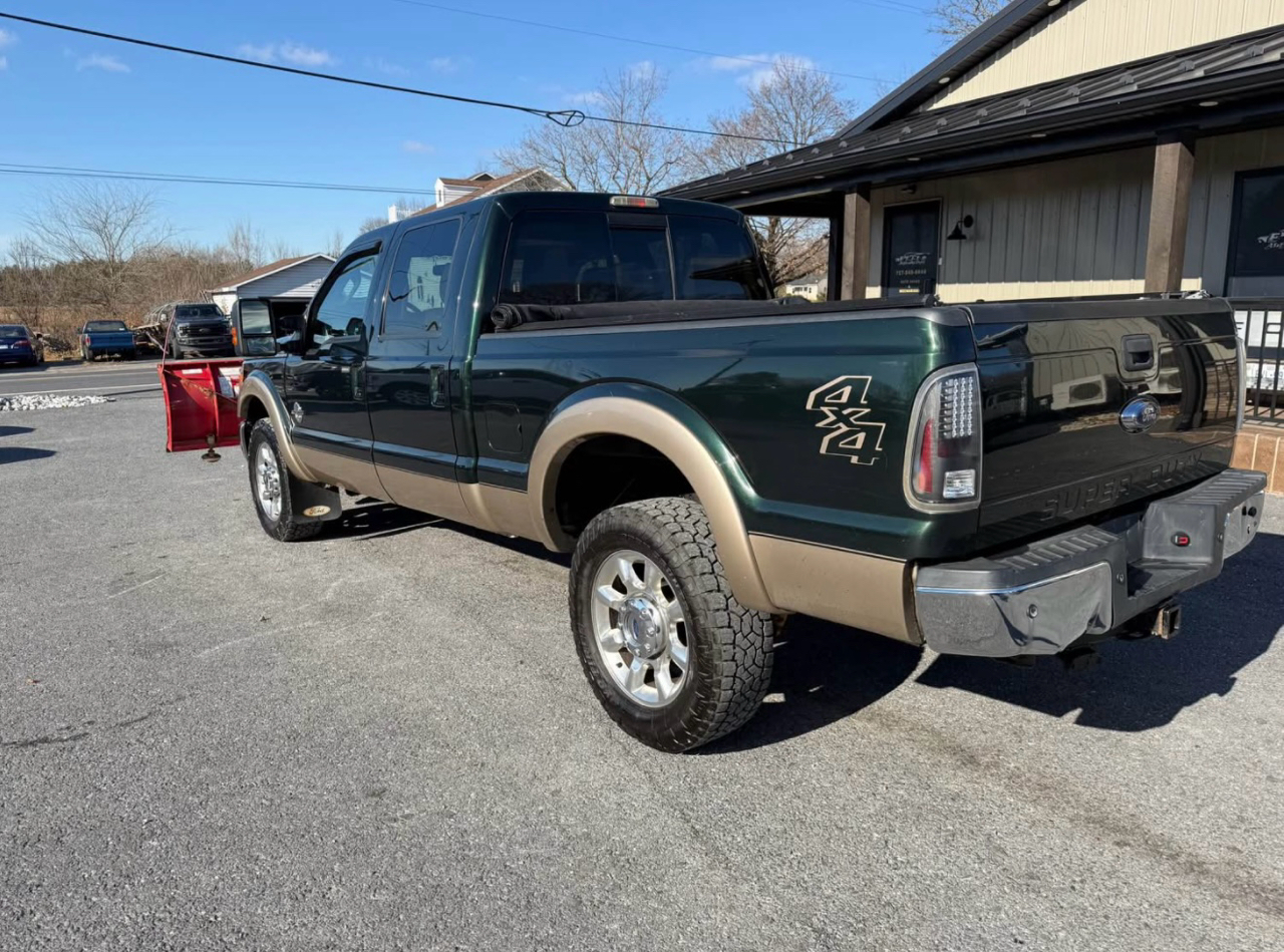 Ford F-350 SD Lariat Crew Cab Short Bed 4WD 2014