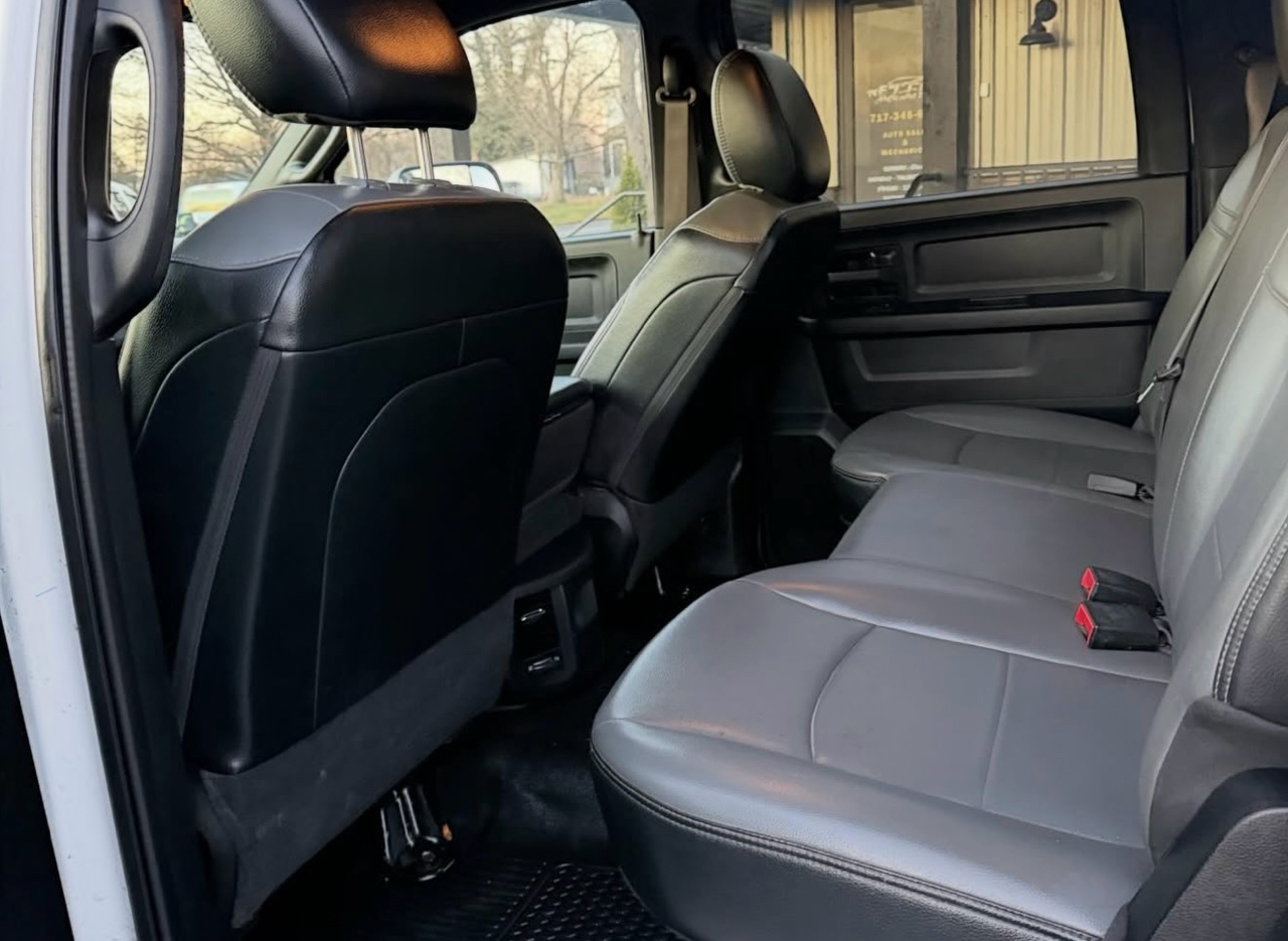 RAM 4500 Crew Cab SWB 4WD 2022