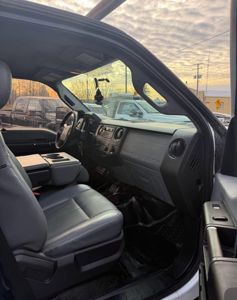 Ford F-450 SD Crew Cab DRW 4WD 2016