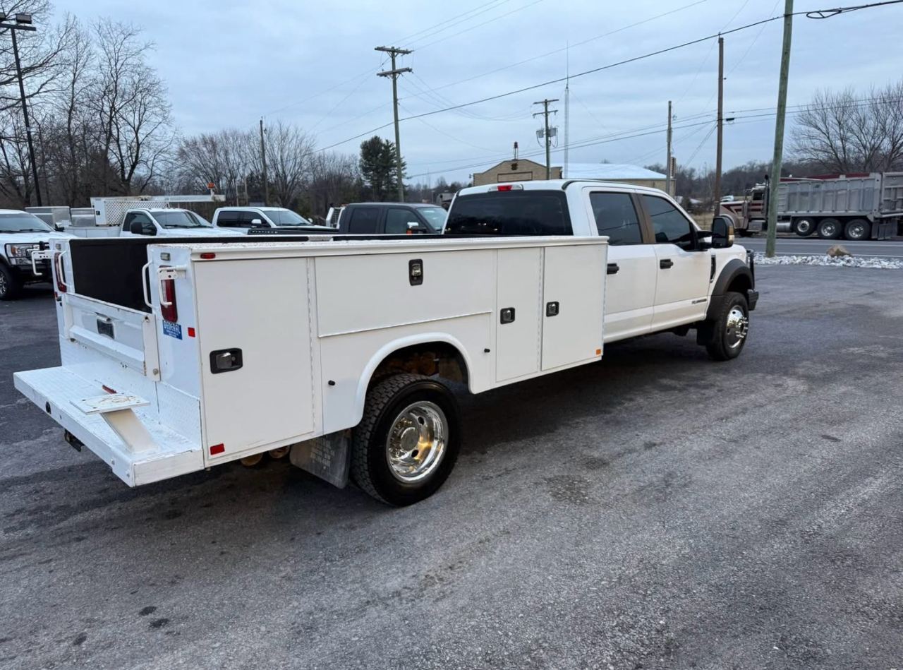 Ford F-450 SD Crew Cab DRW 4WD 2018