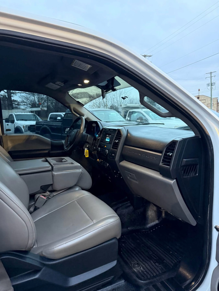 Ford F-450 SD Crew Cab DRW 4WD 2018