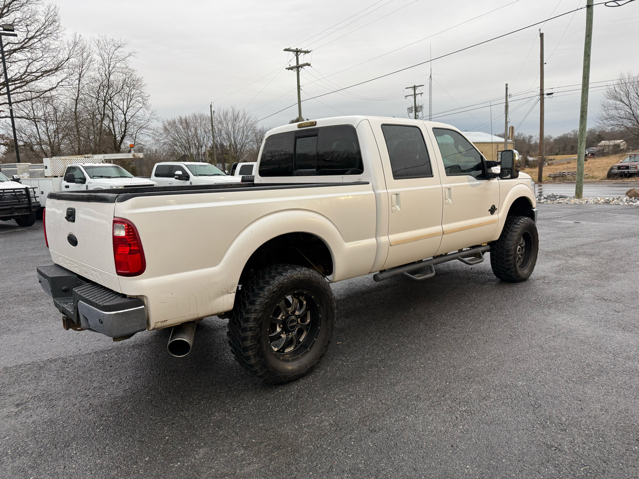 Ford F-250 SD Lariat Crew Cab 4WD 2011