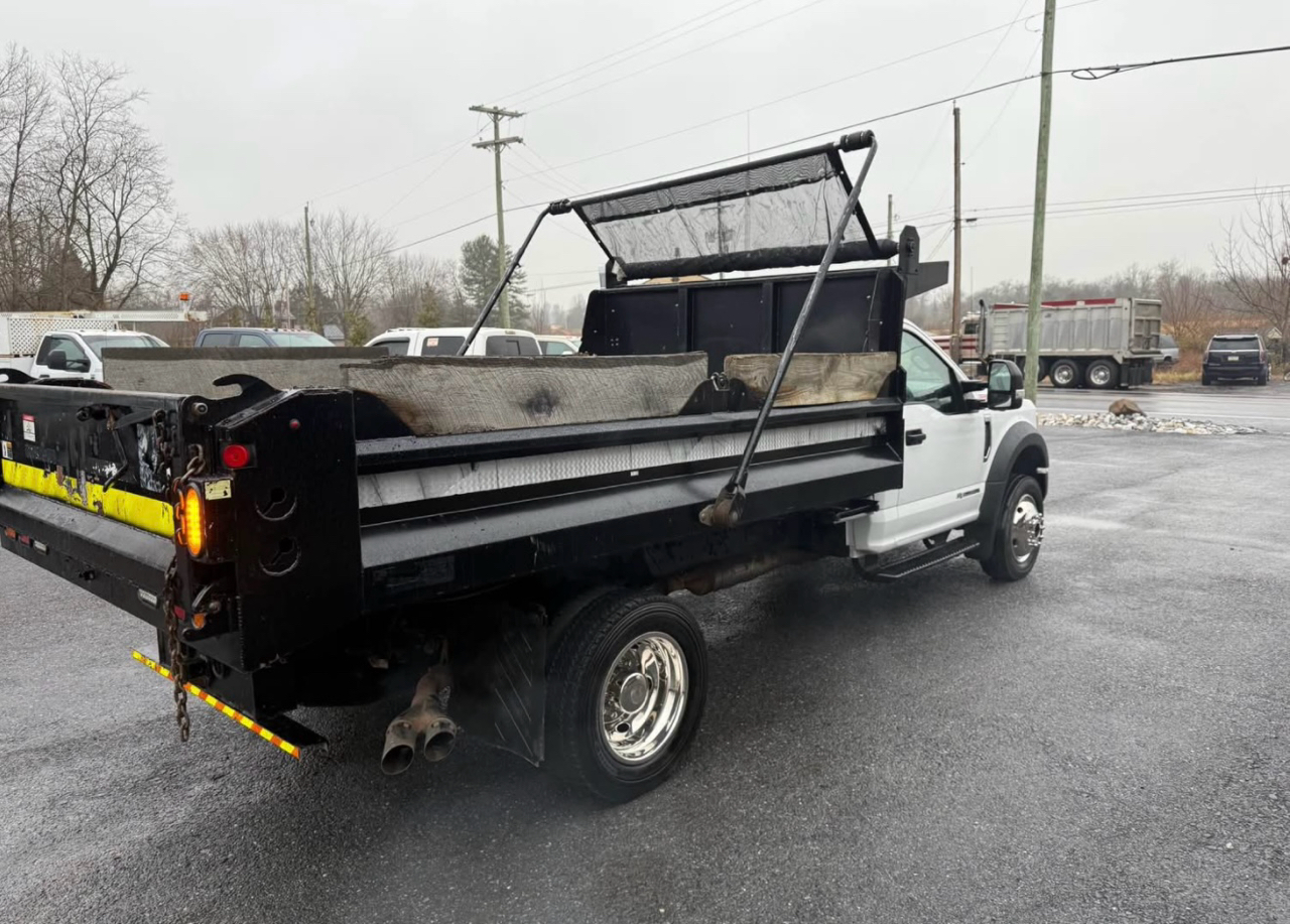 Ford F-550 Regular Cab DRW 4WD 2017