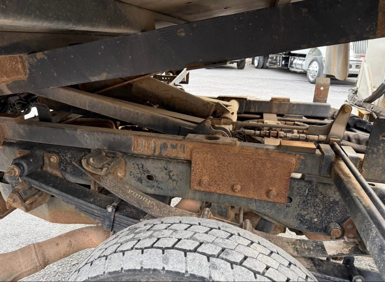 Ford F-550 Regular Cab DRW 4WD 2017