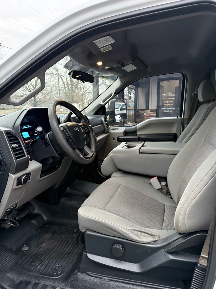 Ford F-250 SD XL Crew Cab Long Bed 4WD 2017