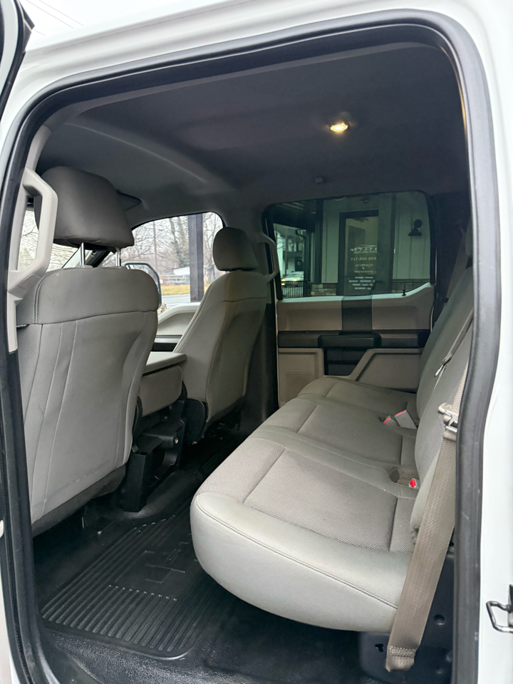 Ford F-250 SD XL Crew Cab Long Bed 4WD 2017