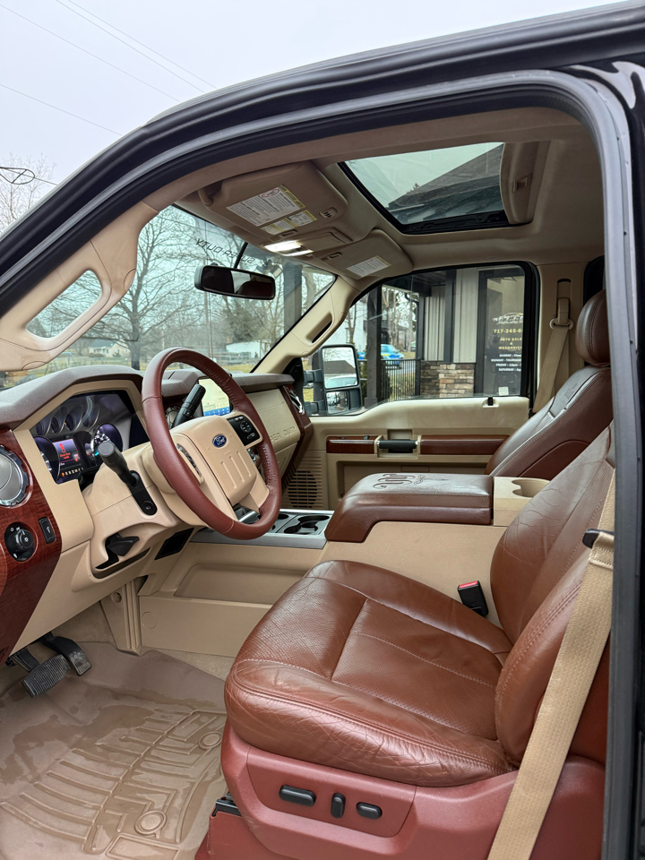 Ford F-250 SD King Ranch Crew Cab 4WD 2013