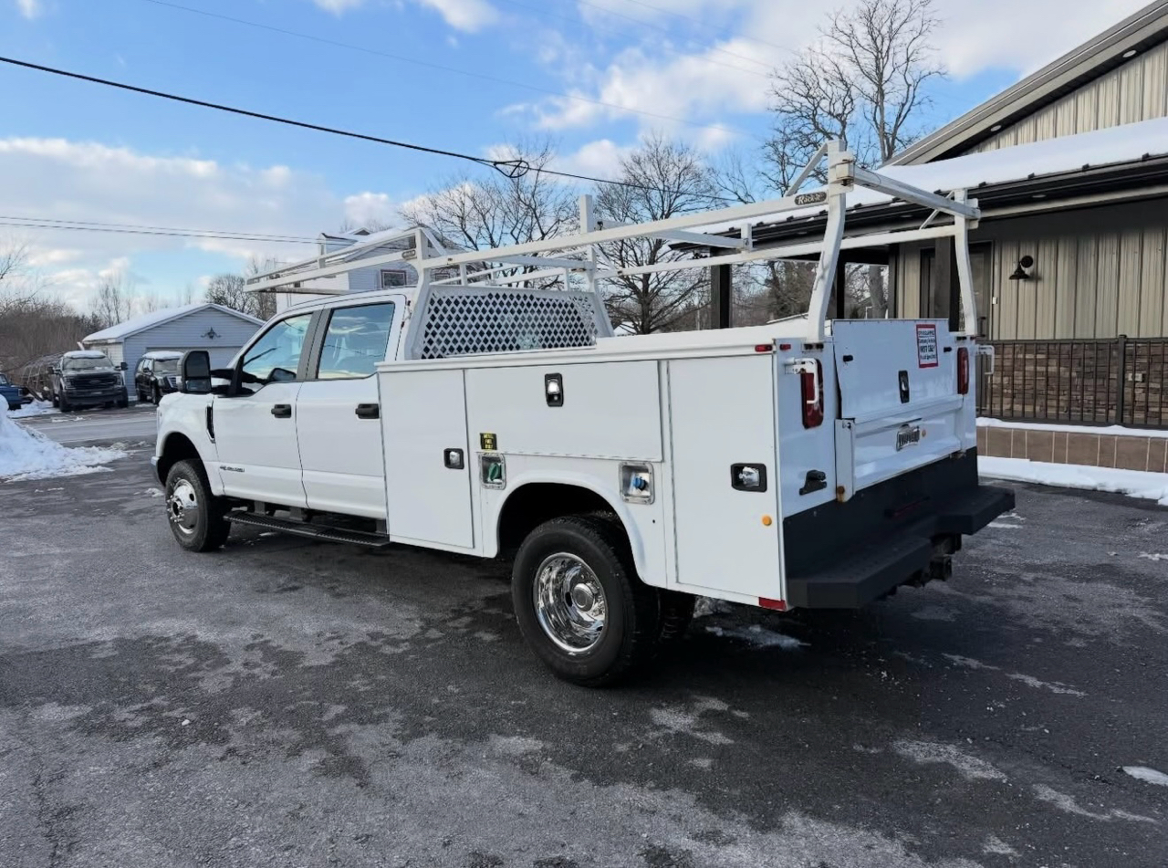 Ford F-350 SD Lariat Crew Cab Long Bed DRW 4WD 2019