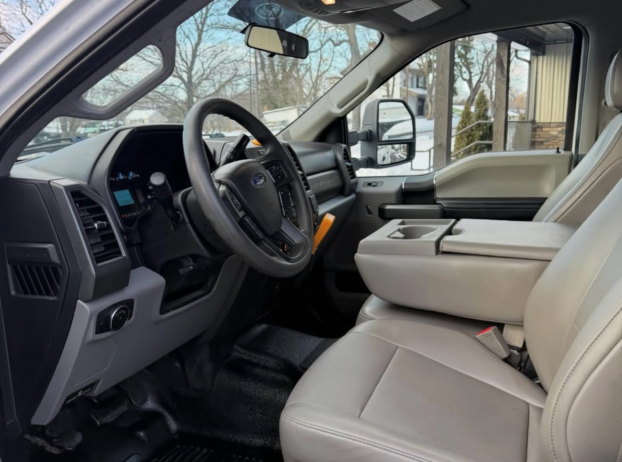 Ford F-350 SD Lariat Crew Cab Long Bed DRW 4WD 2019