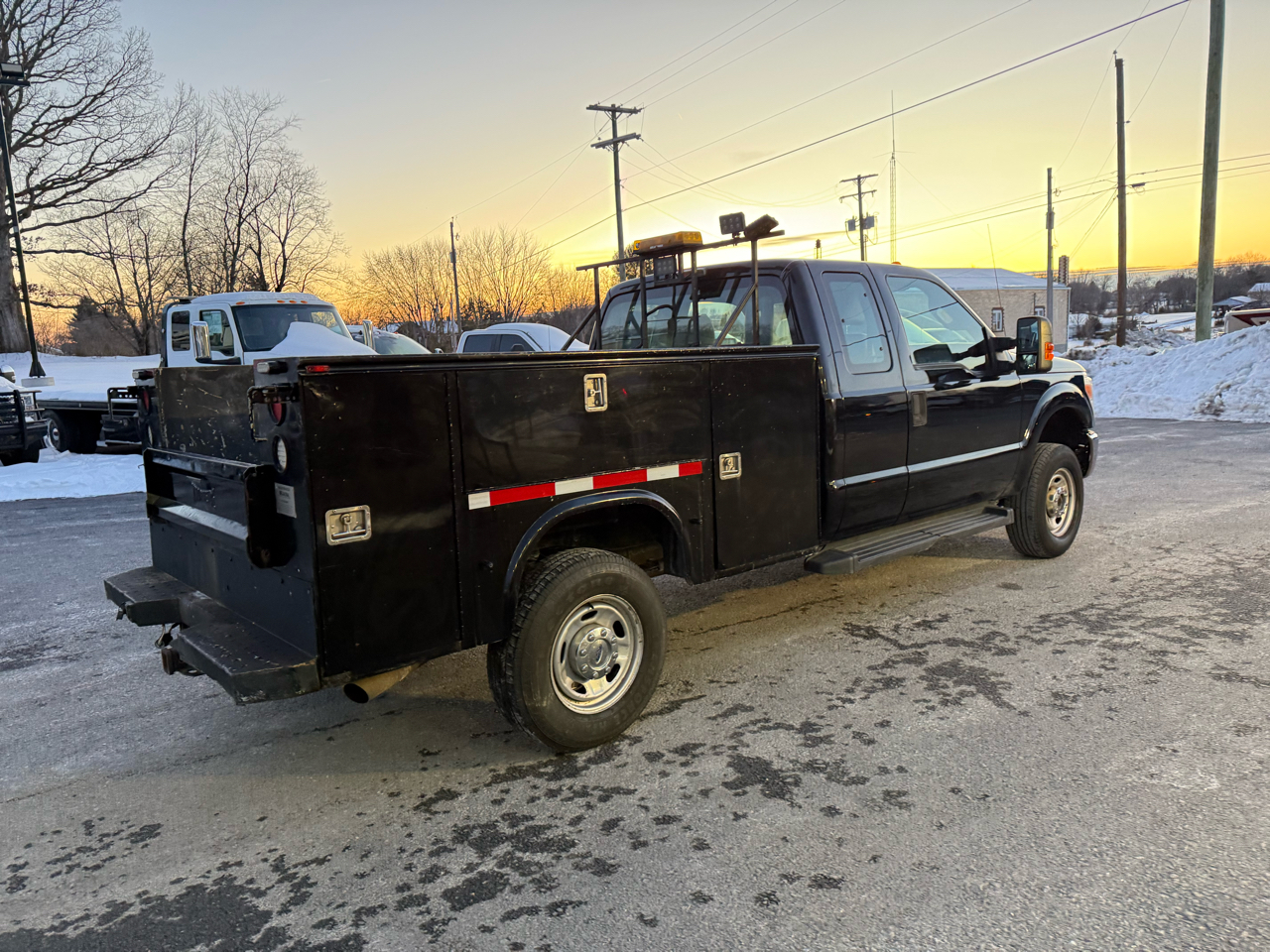 Ford F-250 SD XL SuperCab Long Bed 4WD 2016