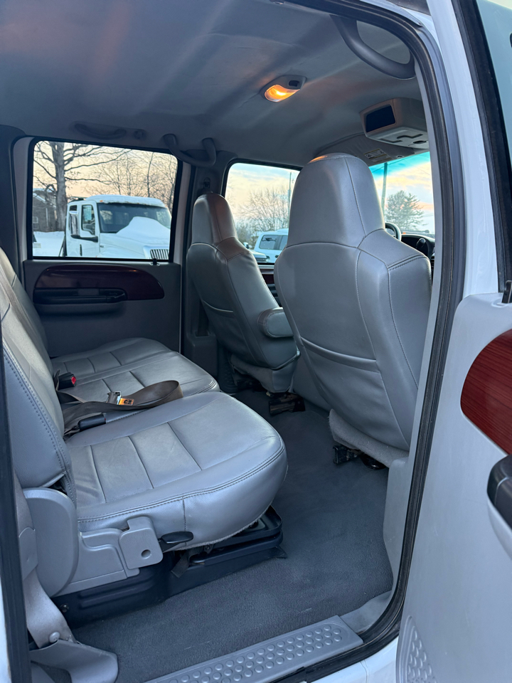 Ford F-250 SD Lariat Crew Cab 4WD 2006