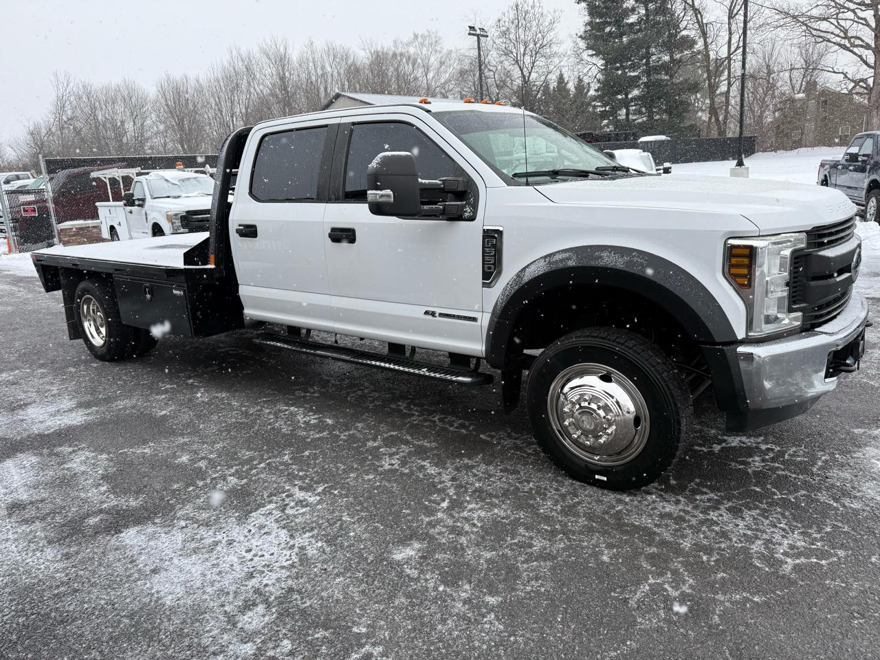 Ford F-550 Crew Cab DRW 2WD 2019