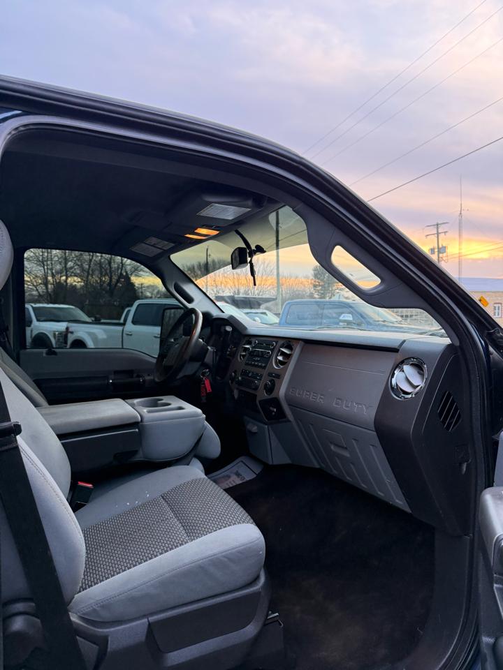 Ford F-250 SD XLT Crew Cab Long Bed 4WD 2016