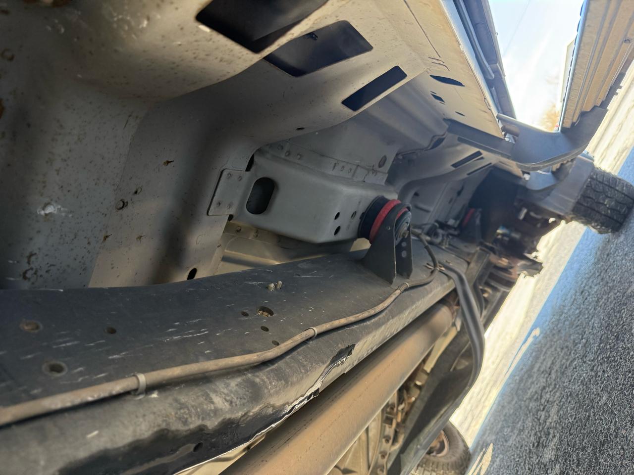 Ford F-350 SD Lariat Crew Cab Long Bed DRW 4WD 2011