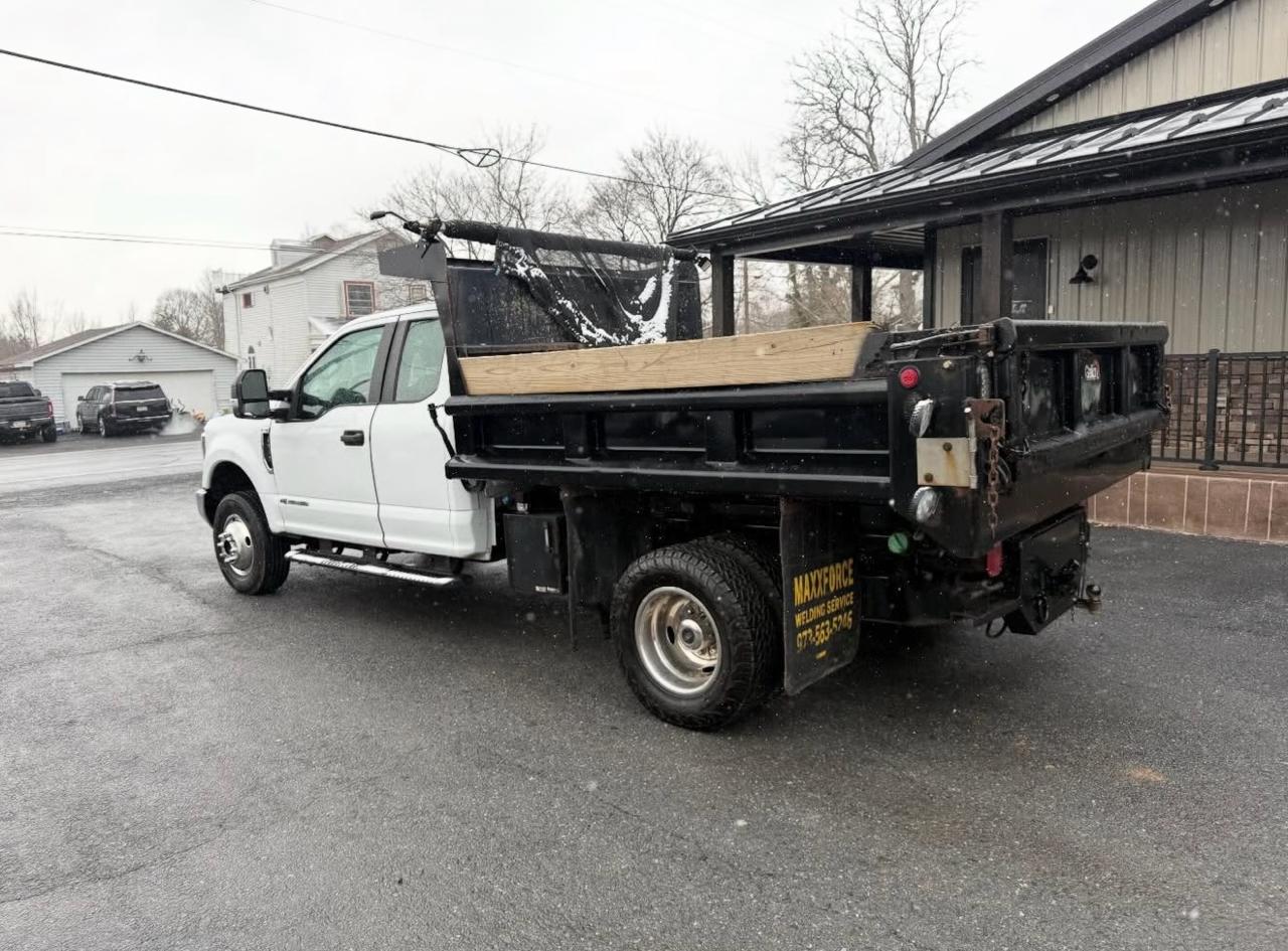 Ford F-350 SD XL SuperCab Long Bed DRW 4WD 2018