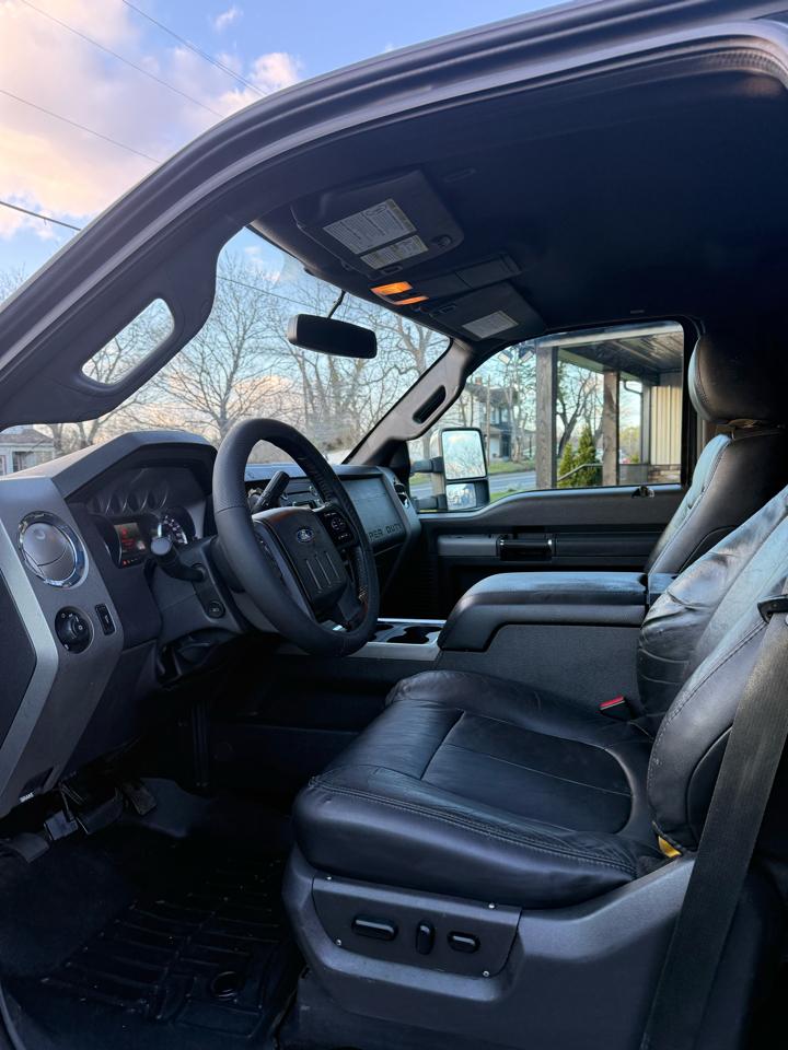 Ford F-250 SD Lariat Crew Cab Long Bed 4WD 2011